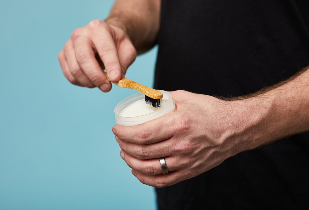 LUSH Cool Zahnpasta Jelly Mit oder ohne Fluorid! Twisted Male Mag